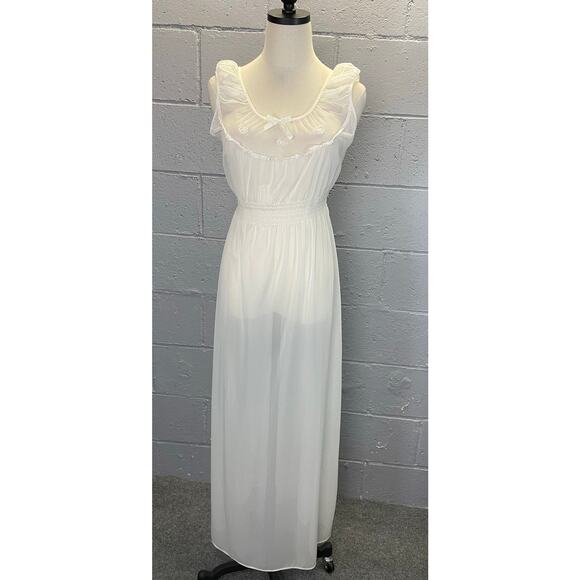 Vintage 1950s Sheer White Nylon NIghtgown Heart Applique Valentine Medium - Picture 3 of 10